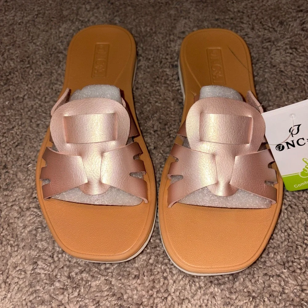 Women's Pink Sandals - Picture 1 of 6